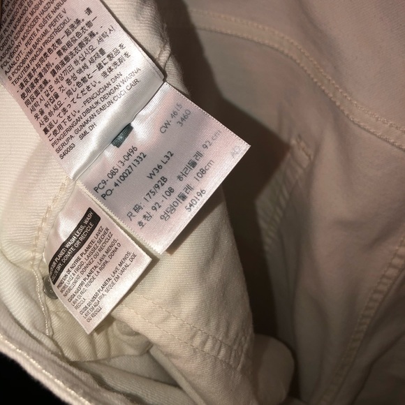 Levi’s 513 Jeans - Picture 2 of 4